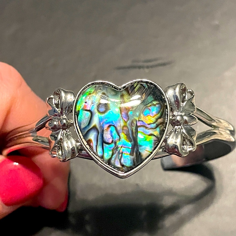 Beautiful heart bracelet
